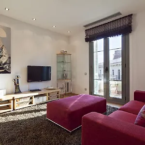 https://you-stylish-el-borne-apartments.catalonia-hotels.com